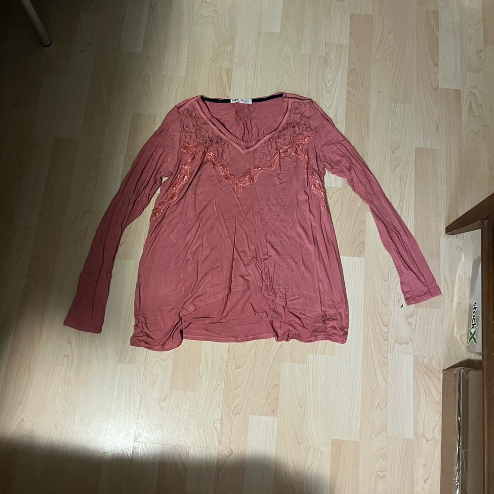 Long sleeve top